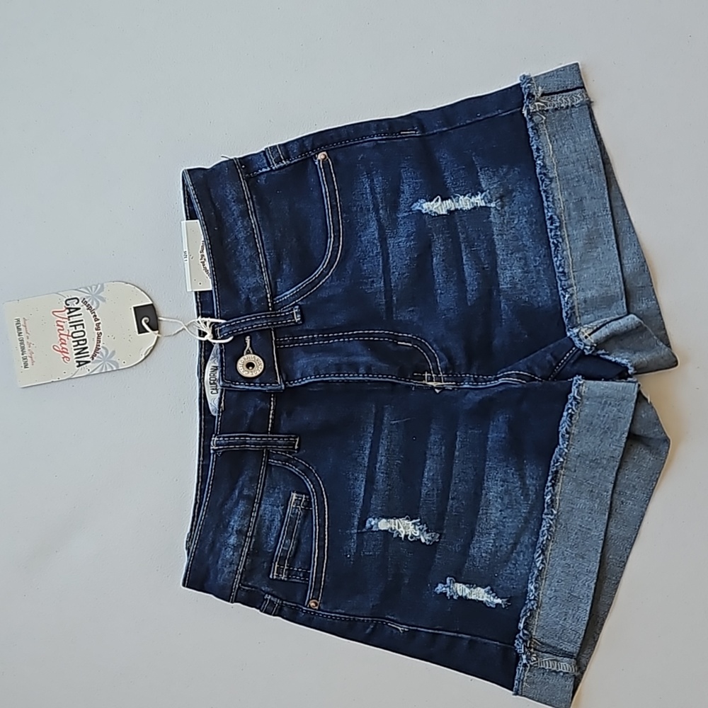 California Vintages jean shorts NWT